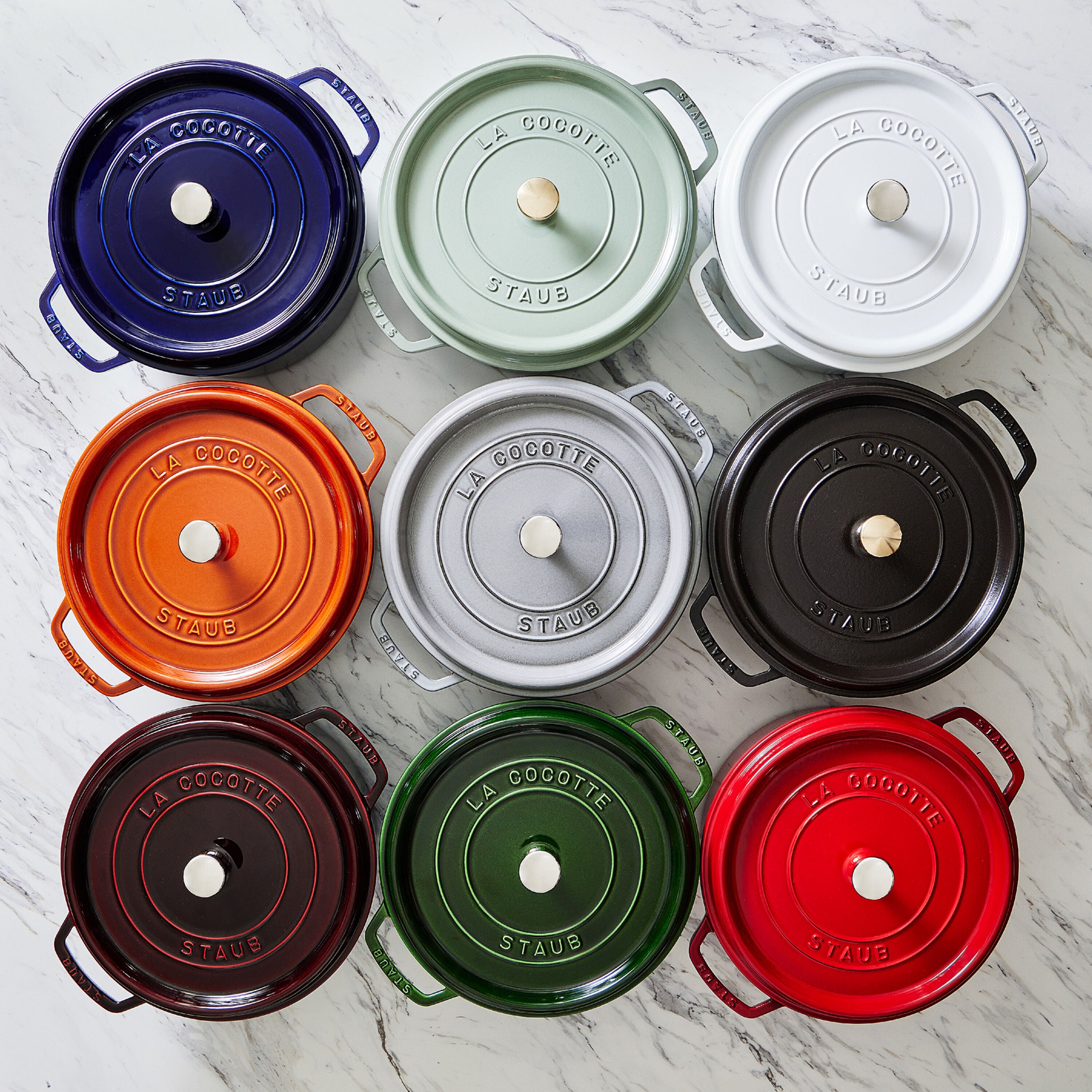 Staub La Cocotte 24 cm Cherry gusana posuda s poklopcem
