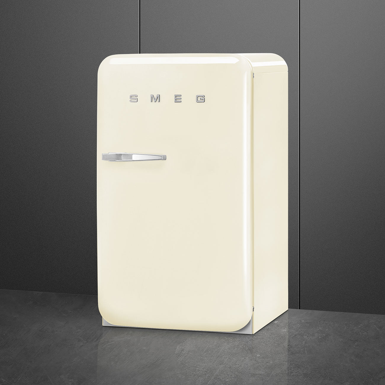 Smeg FAB10HRCR6