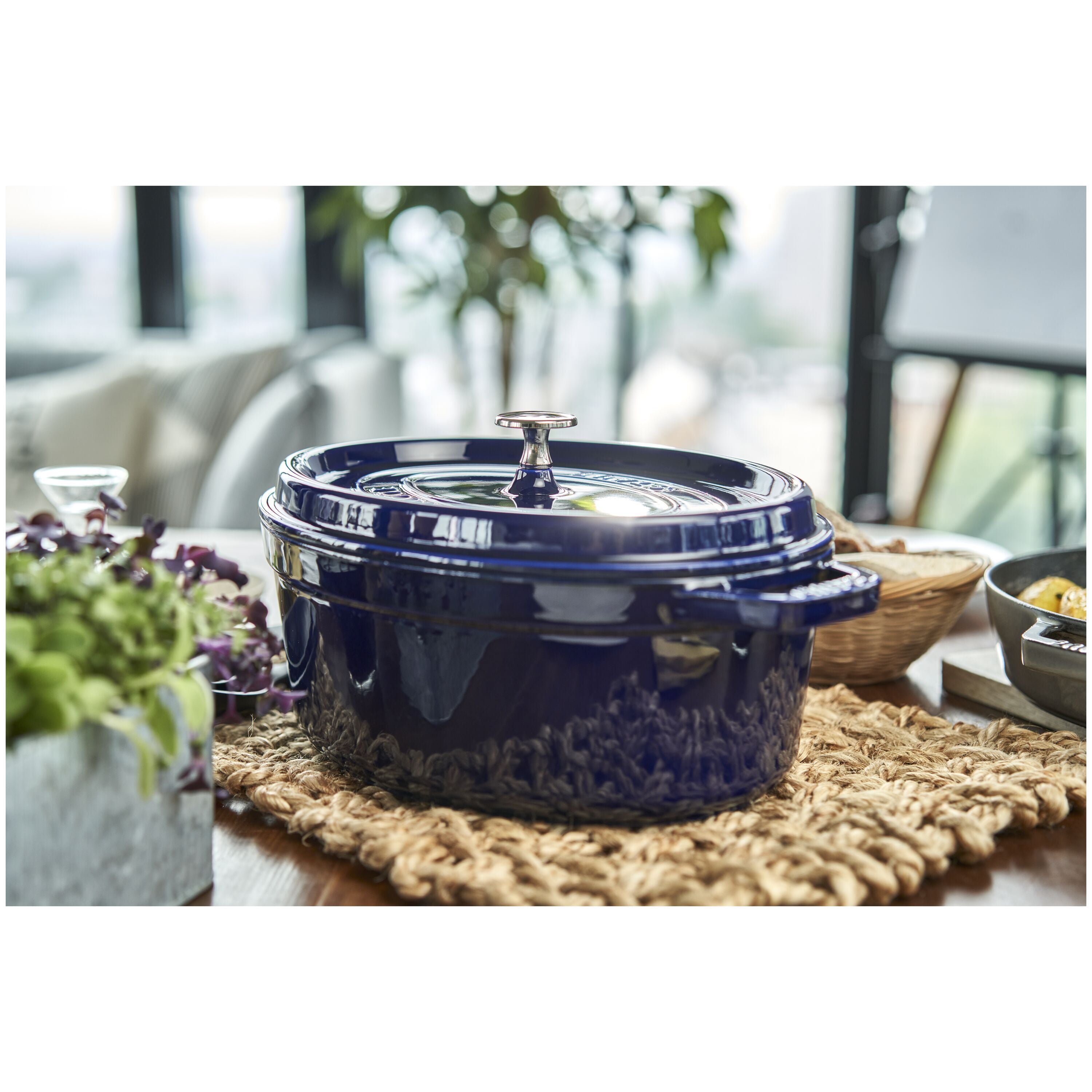 Staub Cocotte | oval | cast iron
